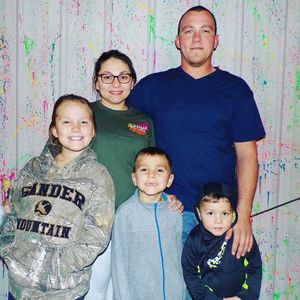 Meet your Posher, Johnafay